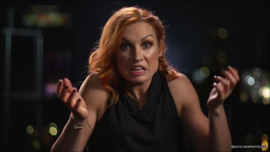 BECKY_PICKS_BRET_VS_OWEN_mp4_000039100.jpg