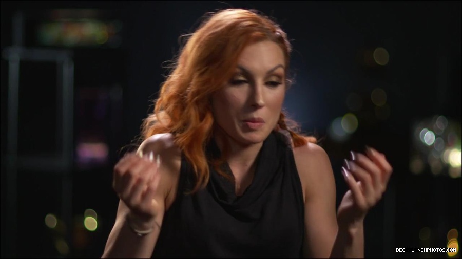 BECKY_PICKS_BRET_VS_OWEN_mp4_000041100.jpg