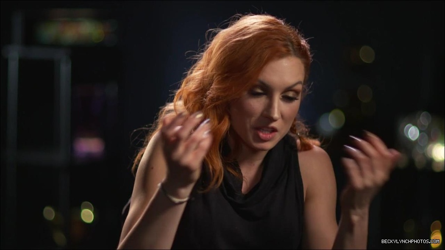 BECKY_PICKS_BRET_VS_OWEN_mp4_000041500.jpg