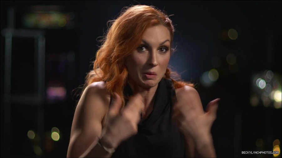 BECKY_PICKS_BRET_VS_OWEN_mp4_000043100.jpg