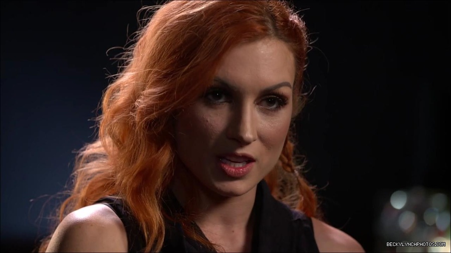BECKY_PICKS_BRET_VS_OWEN_mp4_000062300.jpg