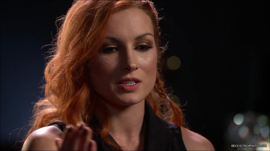 BECKY_PICKS_BRET_VS_OWEN_mp4_000063100.jpg