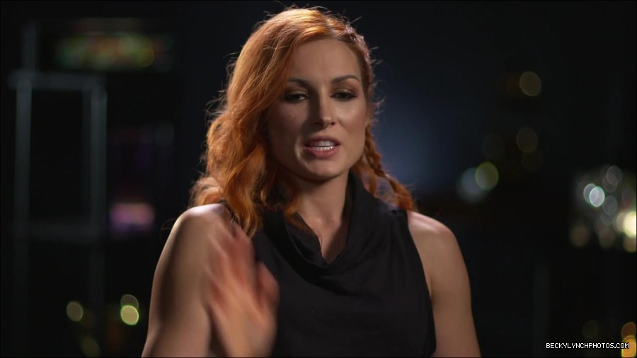BECKY_PICKS_BRET_VS_OWEN_mp4_000063500.jpg
