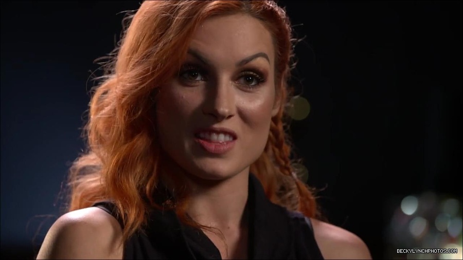 BECKY_PICKS_BRET_VS_OWEN_mp4_000073500.jpg