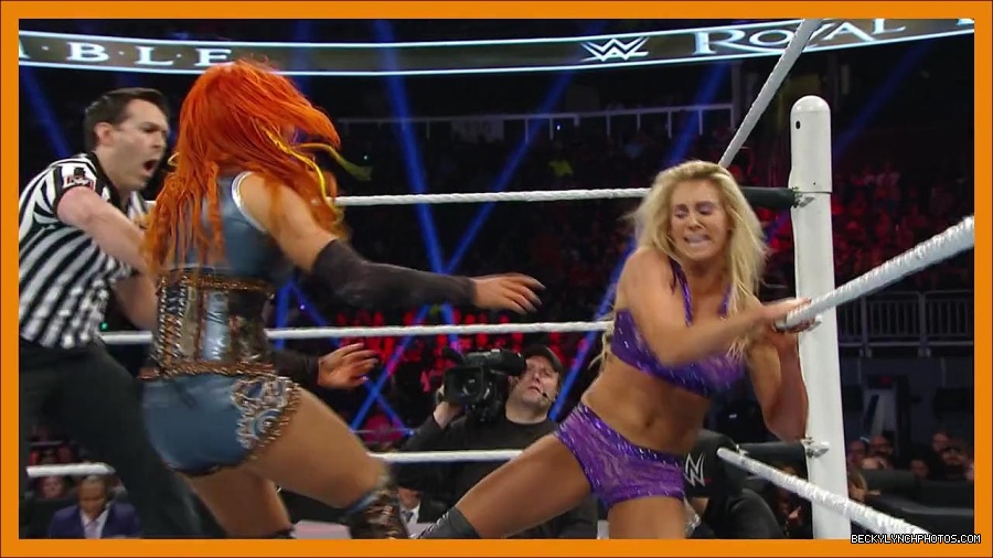 BECKY_PICKS_BRET_VS_OWEN_mp4_000079100.jpg
