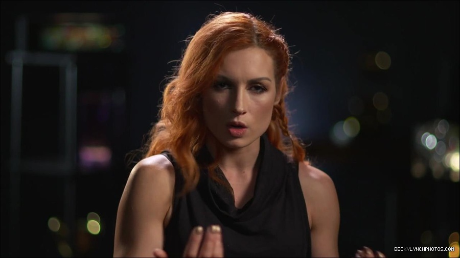 BECKY_PICKS_BRET_VS_OWEN_mp4_000092700.jpg