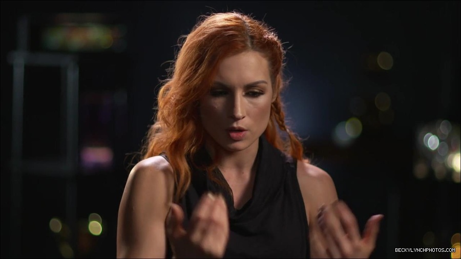 BECKY_PICKS_BRET_VS_OWEN_mp4_000093500.jpg