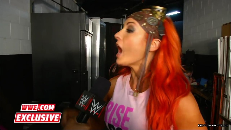 Y2Mate_is_-_Becky_Lynch_shares_her_fiery_wisdom_Raw_Fallout2C_Oct__52C_2015-tk4EHWEYaUY-720p-1655732770328_mp4_000033833.jpg