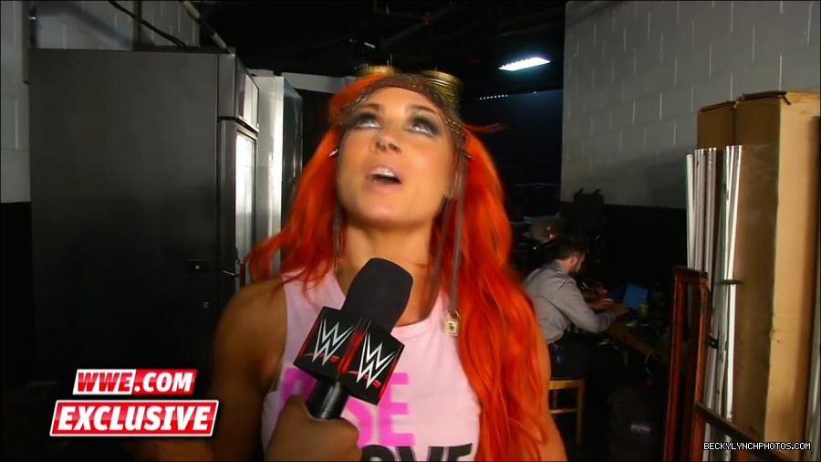 Y2Mate_is_-_Becky_Lynch_shares_her_fiery_wisdom_Raw_Fallout2C_Oct__52C_2015-tk4EHWEYaUY-720p-1655732770328_mp4_000041033.jpg