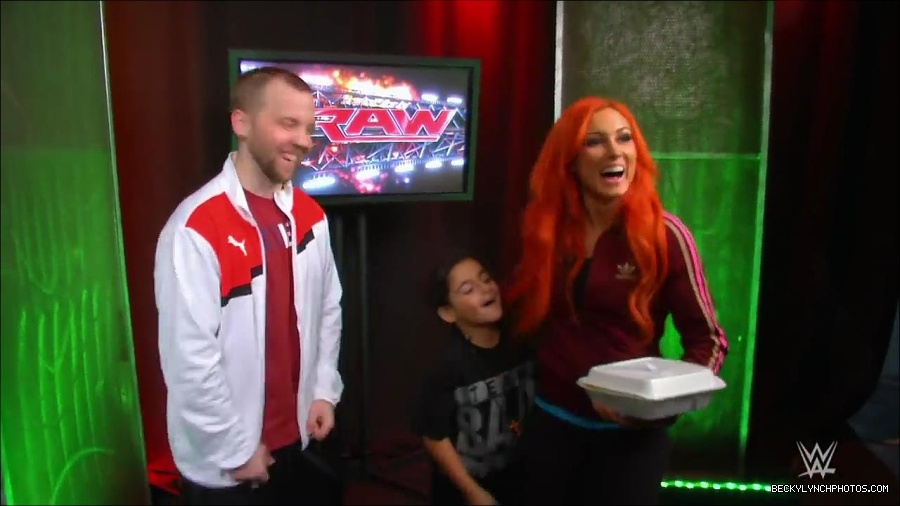 Y2Mate_is_-_Triple_H_surprises_fans_Billy_and_Bianca_backstage_at_Raw-i6XukjN14Rk-720p-1655735032487_mp4_000062896.jpg