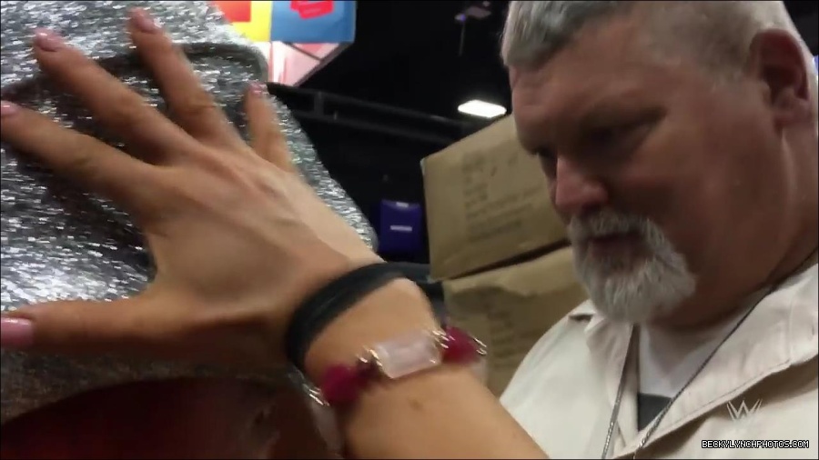 Y2Mate_is_-_Shocked_by_The_Shockmaster21-B_m5nm0vdbQ-720p-1655737671624_mp4_000023866.jpg