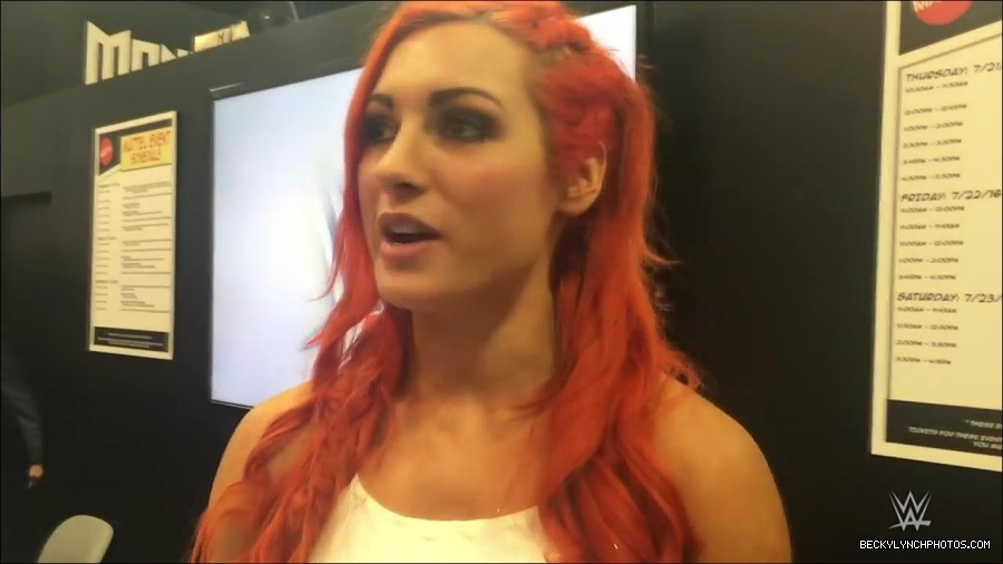 Y2Mate_is_-_Becky_Lynch_recaps_her_first_San_Diego_Comic-Con_experience-xj9sPuhQSLA-720p-1655737850986_mp4_000009533.jpg
