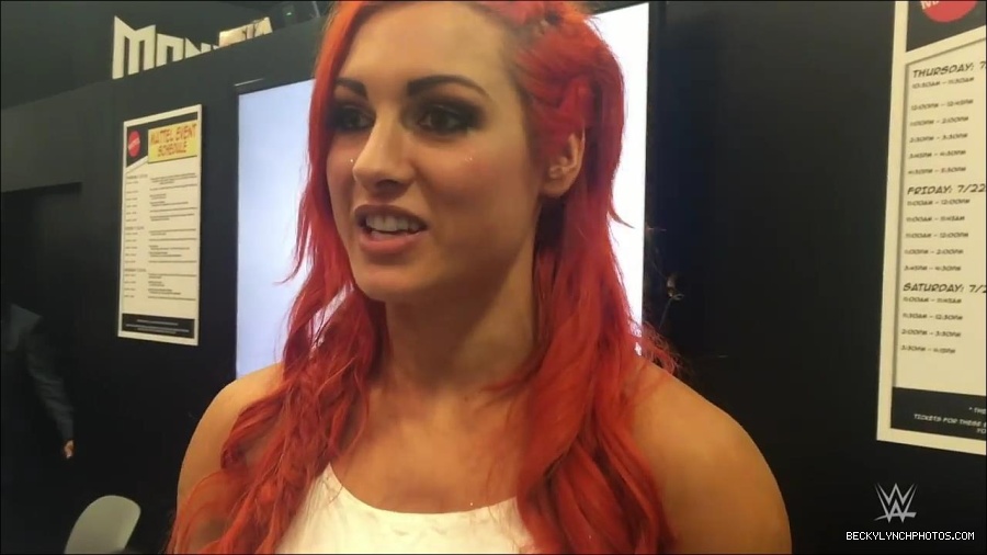 Y2Mate_is_-_Becky_Lynch_recaps_her_first_San_Diego_Comic-Con_experience-xj9sPuhQSLA-720p-1655737850986_mp4_000011133.jpg