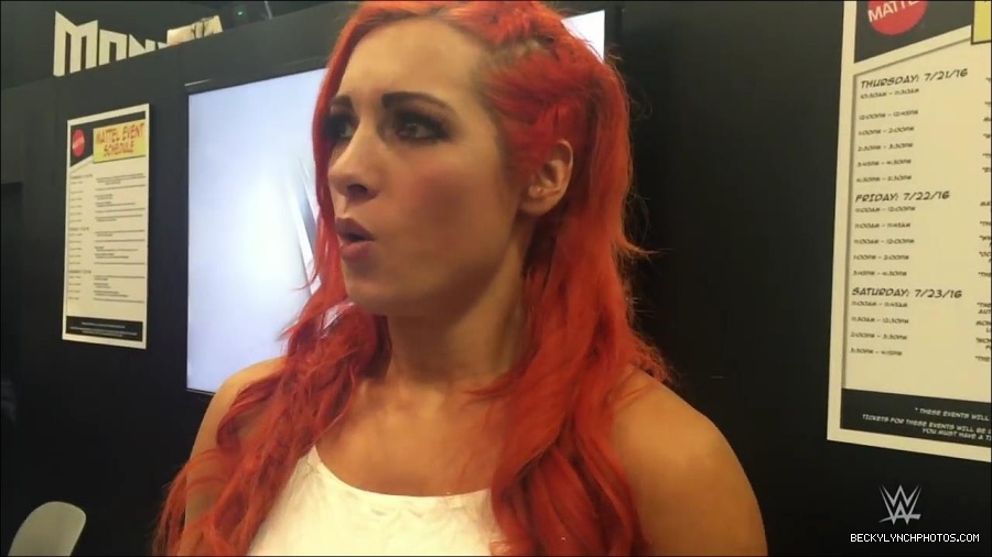 Y2Mate_is_-_Becky_Lynch_recaps_her_first_San_Diego_Comic-Con_experience-xj9sPuhQSLA-720p-1655737850986_mp4_000012733.jpg