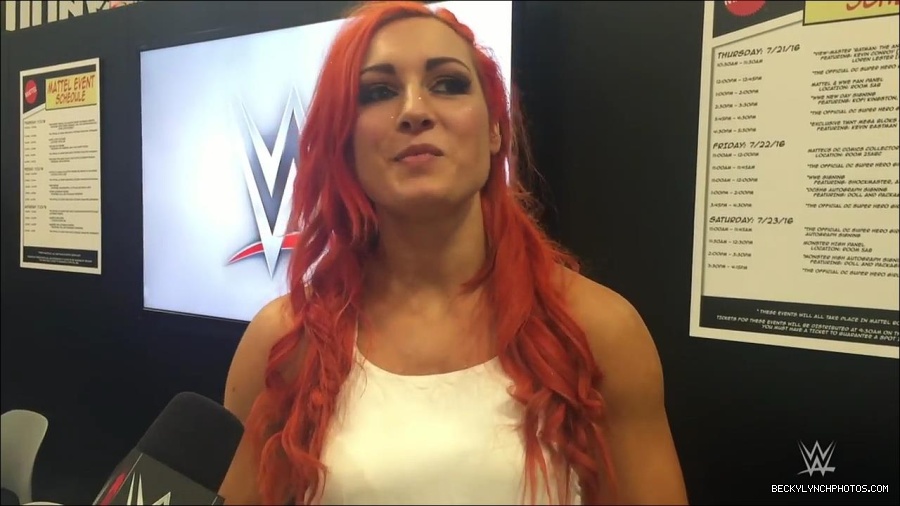 Y2Mate_is_-_Becky_Lynch_recaps_her_first_San_Diego_Comic-Con_experience-xj9sPuhQSLA-720p-1655737850986_mp4_000029933.jpg