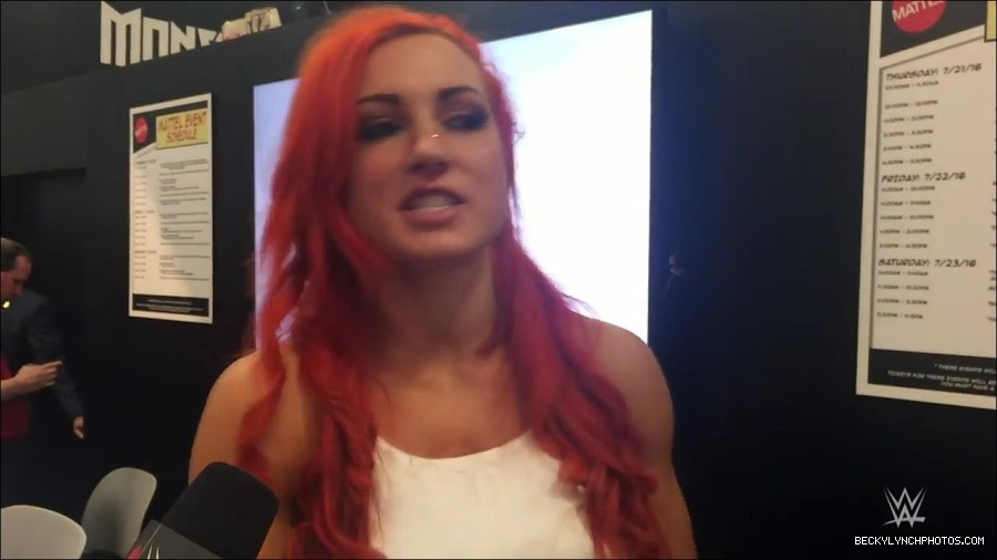 Y2Mate_is_-_Becky_Lynch_recaps_her_first_San_Diego_Comic-Con_experience-xj9sPuhQSLA-720p-1655737850986_mp4_000036733.jpg