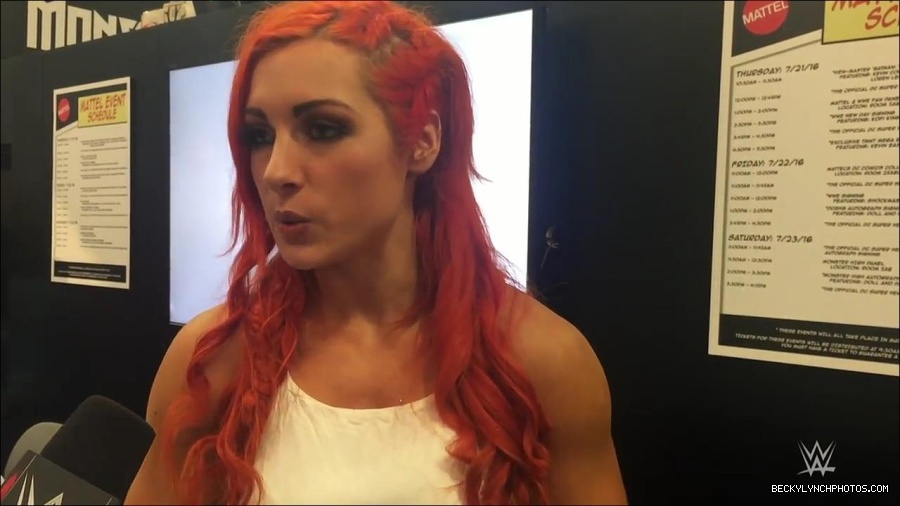 Y2Mate_is_-_Becky_Lynch_recaps_her_first_San_Diego_Comic-Con_experience-xj9sPuhQSLA-720p-1655737850986_mp4_000047133.jpg