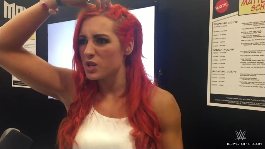 Y2Mate_is_-_Becky_Lynch_recaps_her_first_San_Diego_Comic-Con_experience-xj9sPuhQSLA-720p-1655737850986_mp4_000063133.jpg