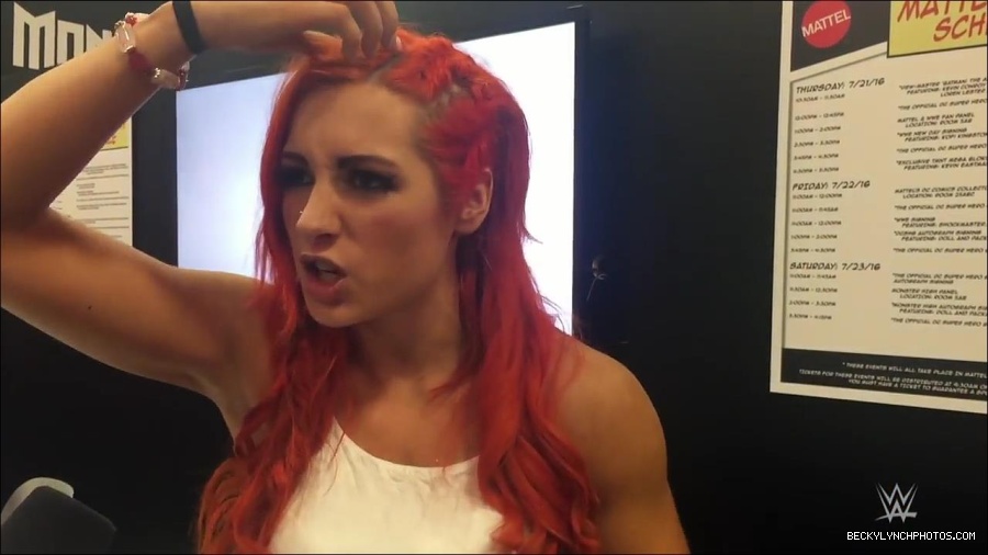 Y2Mate_is_-_Becky_Lynch_recaps_her_first_San_Diego_Comic-Con_experience-xj9sPuhQSLA-720p-1655737850986_mp4_000063533.jpg