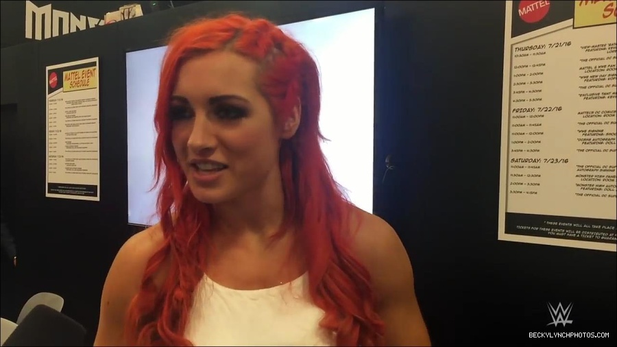 Y2Mate_is_-_Becky_Lynch_recaps_her_first_San_Diego_Comic-Con_experience-xj9sPuhQSLA-720p-1655737850986_mp4_000067133.jpg