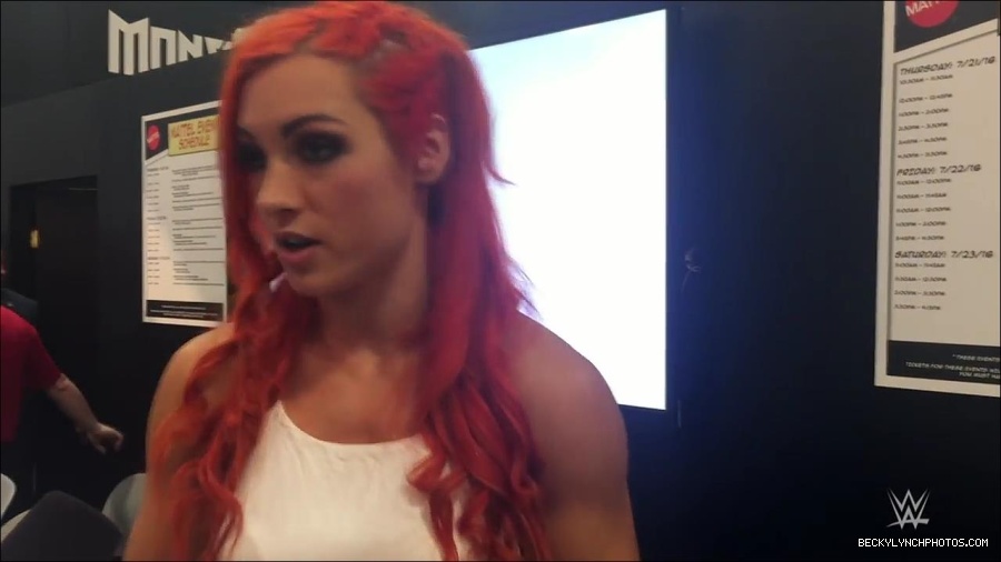 Y2Mate_is_-_Becky_Lynch_recaps_her_first_San_Diego_Comic-Con_experience-xj9sPuhQSLA-720p-1655737850986_mp4_000091533.jpg
