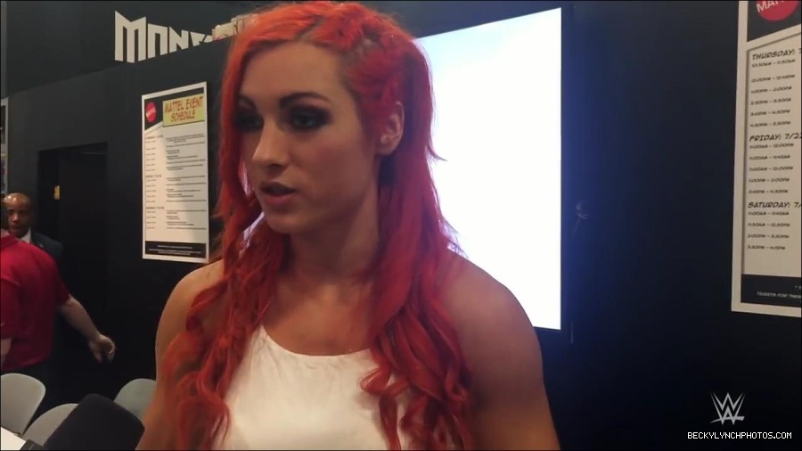 Y2Mate_is_-_Becky_Lynch_recaps_her_first_San_Diego_Comic-Con_experience-xj9sPuhQSLA-720p-1655737850986_mp4_000092333.jpg