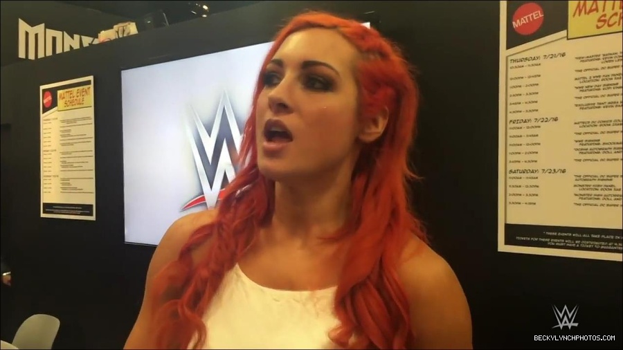 Y2Mate_is_-_Becky_Lynch_recaps_her_first_San_Diego_Comic-Con_experience-xj9sPuhQSLA-720p-1655737850986_mp4_000104733.jpg