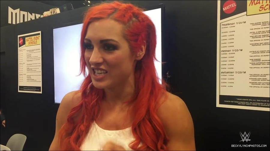 Y2Mate_is_-_Becky_Lynch_recaps_her_first_San_Diego_Comic-Con_experience-xj9sPuhQSLA-720p-1655737850986_mp4_000107933.jpg