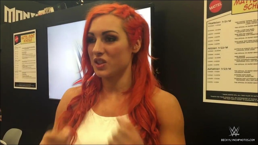 Y2Mate_is_-_Becky_Lynch_recaps_her_first_San_Diego_Comic-Con_experience-xj9sPuhQSLA-720p-1655737850986_mp4_000111133.jpg