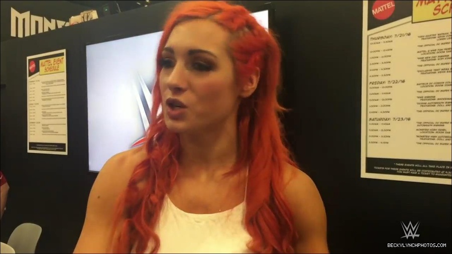 Y2Mate_is_-_Becky_Lynch_recaps_her_first_San_Diego_Comic-Con_experience-xj9sPuhQSLA-720p-1655737850986_mp4_000118333.jpg