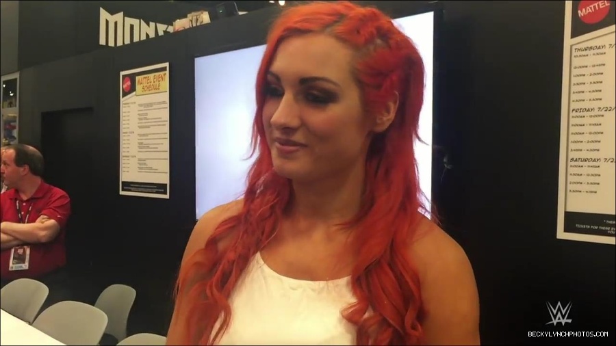 Y2Mate_is_-_Becky_Lynch_recaps_her_first_San_Diego_Comic-Con_experience-xj9sPuhQSLA-720p-1655737850986_mp4_000133133.jpg