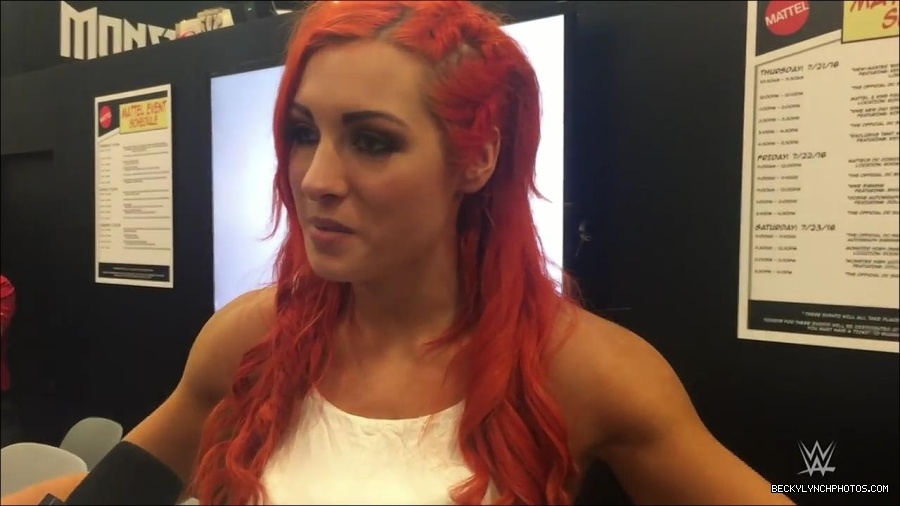 Y2Mate_is_-_Becky_Lynch_recaps_her_first_San_Diego_Comic-Con_experience-xj9sPuhQSLA-720p-1655737850986_mp4_000141133.jpg