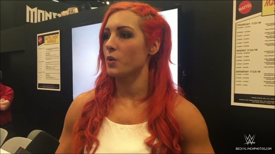 Y2Mate_is_-_Becky_Lynch_recaps_her_first_San_Diego_Comic-Con_experience-xj9sPuhQSLA-720p-1655737850986_mp4_000143933.jpg