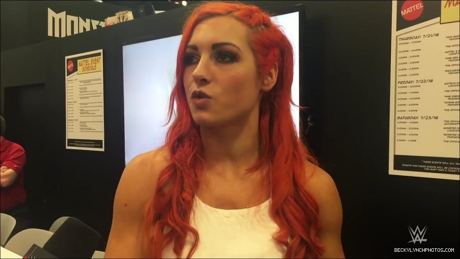 Y2Mate_is_-_Becky_Lynch_recaps_her_first_San_Diego_Comic-Con_experience-xj9sPuhQSLA-720p-1655737850986_mp4_000144733.jpg