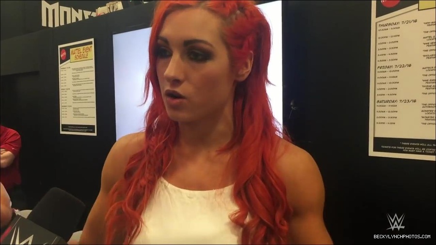 Y2Mate_is_-_Becky_Lynch_recaps_her_first_San_Diego_Comic-Con_experience-xj9sPuhQSLA-720p-1655737850986_mp4_000149933.jpg