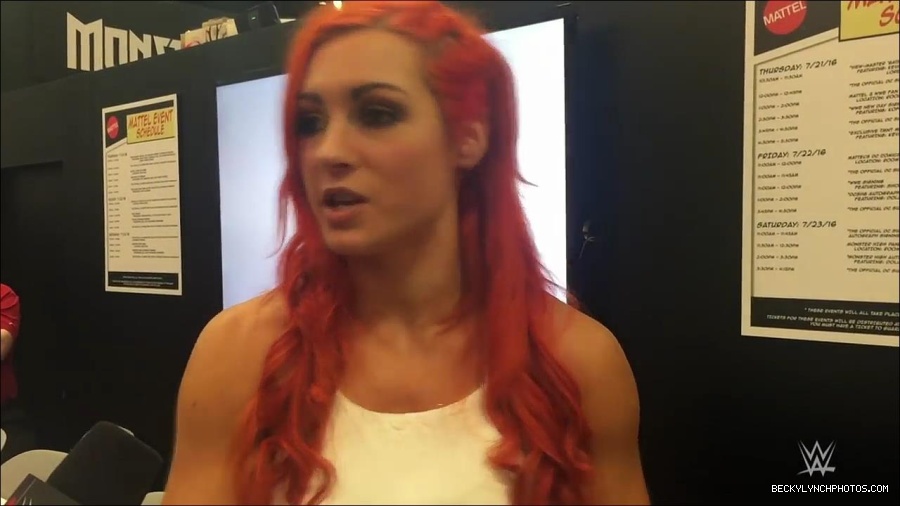 Y2Mate_is_-_Becky_Lynch_recaps_her_first_San_Diego_Comic-Con_experience-xj9sPuhQSLA-720p-1655737850986_mp4_000154333.jpg