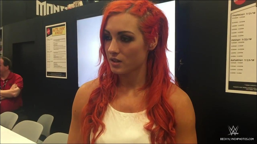 Y2Mate_is_-_Becky_Lynch_recaps_her_first_San_Diego_Comic-Con_experience-xj9sPuhQSLA-720p-1655737850986_mp4_000165933.jpg