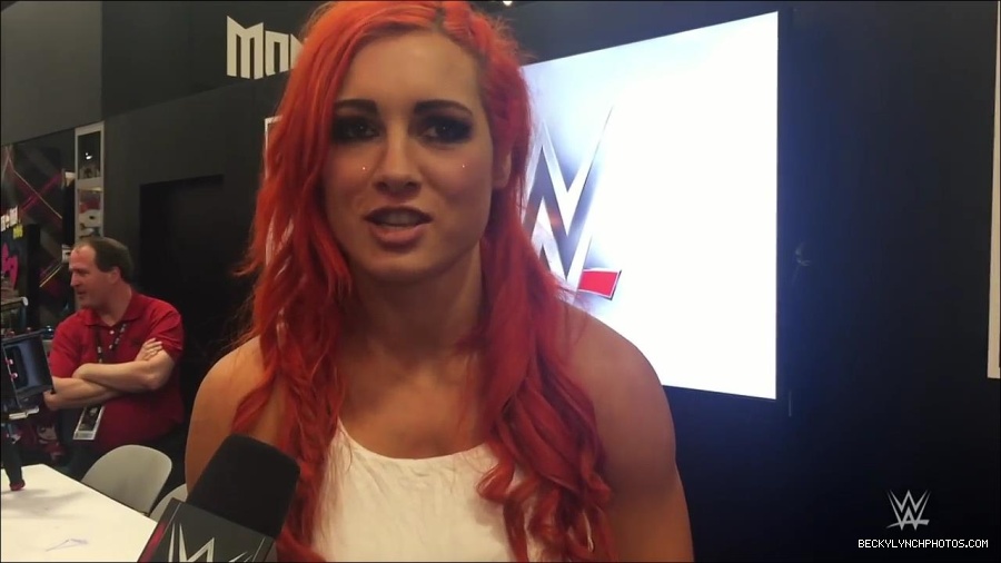 Y2Mate_is_-_Becky_Lynch_recaps_her_first_San_Diego_Comic-Con_experience-xj9sPuhQSLA-720p-1655737850986_mp4_000171933.jpg