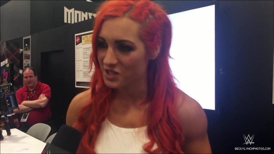 Y2Mate_is_-_Becky_Lynch_recaps_her_first_San_Diego_Comic-Con_experience-xj9sPuhQSLA-720p-1655737850986_mp4_000174333.jpg