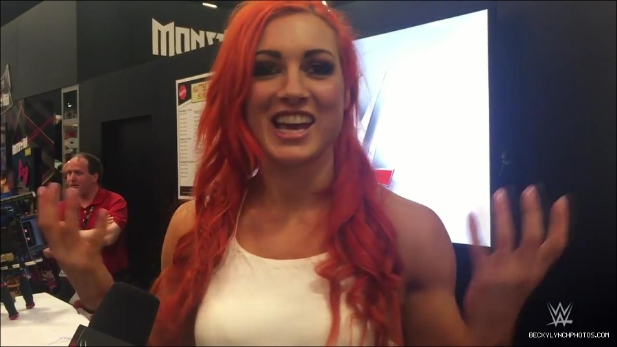 Y2Mate_is_-_Becky_Lynch_recaps_her_first_San_Diego_Comic-Con_experience-xj9sPuhQSLA-720p-1655737850986_mp4_000177933.jpg