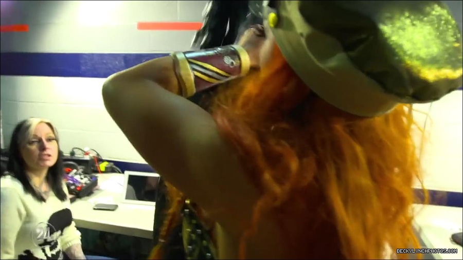 Y2Mate_is_-_The_rich_history_of_the_WrestleMania_32_women_s_gear2C_only_on_WWE_Network-3S0vSaUePRA-720p-1655738476682_mp4_000006800.jpg