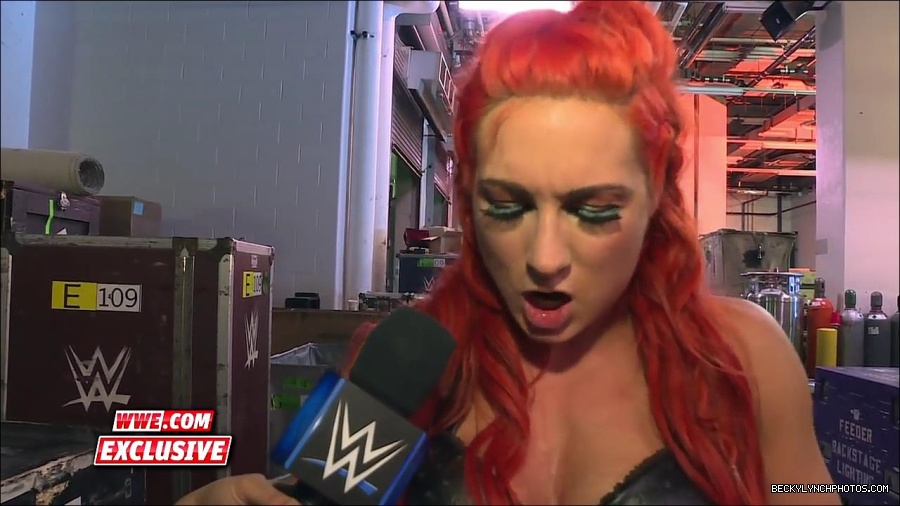 Y2Mate_is_-_Becky_Lynch_is_ready_to_capture_the_new_Women_s_Title_SmackDown_Live_Fallout2C_Aug__232C_2016-xfeudt2Ot3E-720p-1655738671611_mp4_000061800.jpg