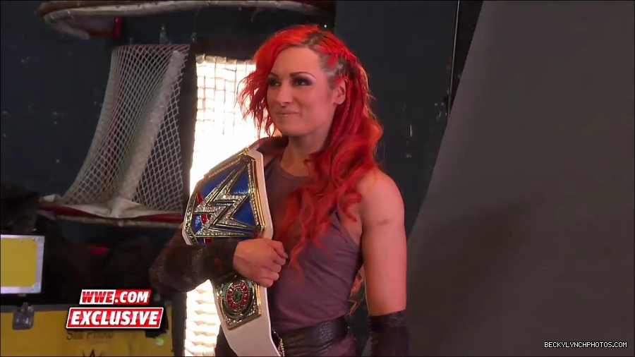 Y2Mate_is_-_Becky_Lynch_is_photographed_as_SmackDown_Women_s_Champion_Sept__132C_2016-mAPhiSWTcLA-720p-1655905971639_mp4_000003900.jpg
