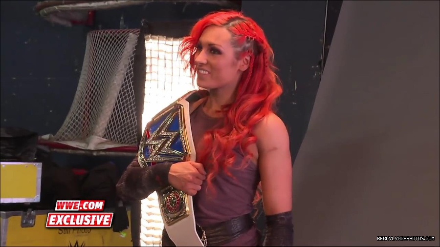 Y2Mate_is_-_Becky_Lynch_is_photographed_as_SmackDown_Women_s_Champion_Sept__132C_2016-mAPhiSWTcLA-720p-1655905971639_mp4_000006300.jpg