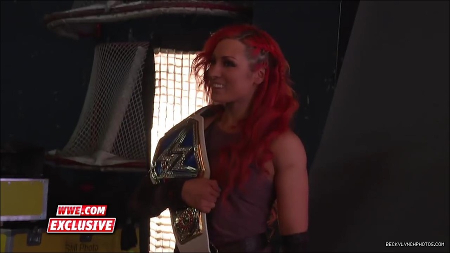 Y2Mate_is_-_Becky_Lynch_is_photographed_as_SmackDown_Women_s_Champion_Sept__132C_2016-mAPhiSWTcLA-720p-1655905971639_mp4_000007100.jpg
