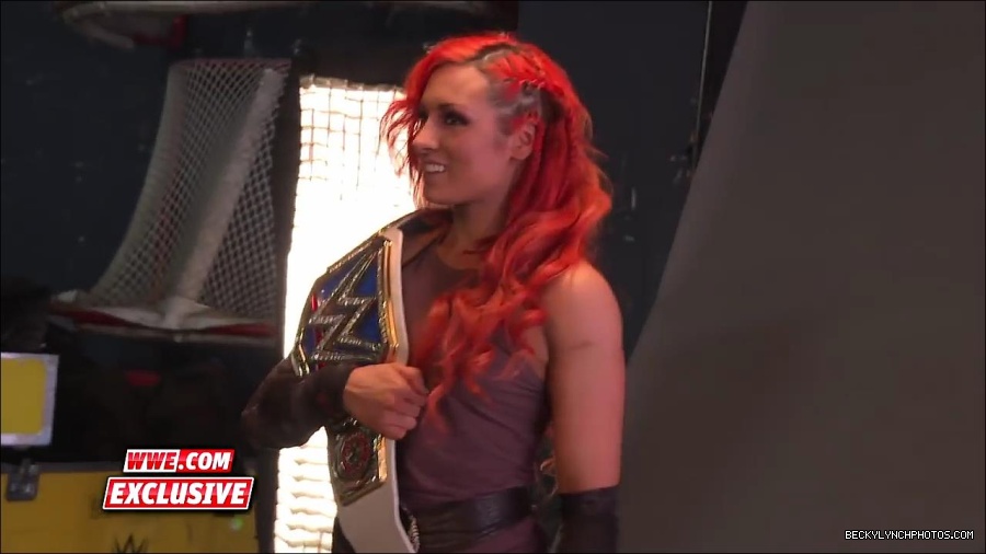 Y2Mate_is_-_Becky_Lynch_is_photographed_as_SmackDown_Women_s_Champion_Sept__132C_2016-mAPhiSWTcLA-720p-1655905971639_mp4_000007900.jpg