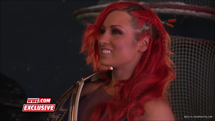 Y2Mate_is_-_Becky_Lynch_is_photographed_as_SmackDown_Women_s_Champion_Sept__132C_2016-mAPhiSWTcLA-720p-1655905971639_mp4_000008700.jpg