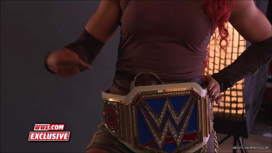 Y2Mate_is_-_Becky_Lynch_is_photographed_as_SmackDown_Women_s_Champion_Sept__132C_2016-mAPhiSWTcLA-720p-1655905971639_mp4_000014300.jpg
