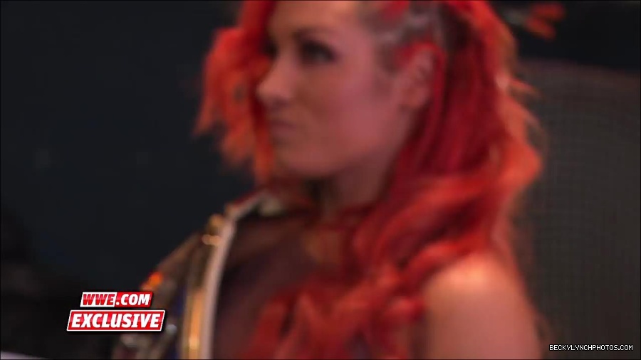 Y2Mate_is_-_Becky_Lynch_is_photographed_as_SmackDown_Women_s_Champion_Sept__132C_2016-mAPhiSWTcLA-720p-1655905971639_mp4_000015900.jpg