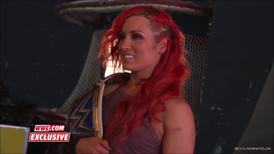 Y2Mate_is_-_Becky_Lynch_is_photographed_as_SmackDown_Women_s_Champion_Sept__132C_2016-mAPhiSWTcLA-720p-1655905971639_mp4_000029500.jpg